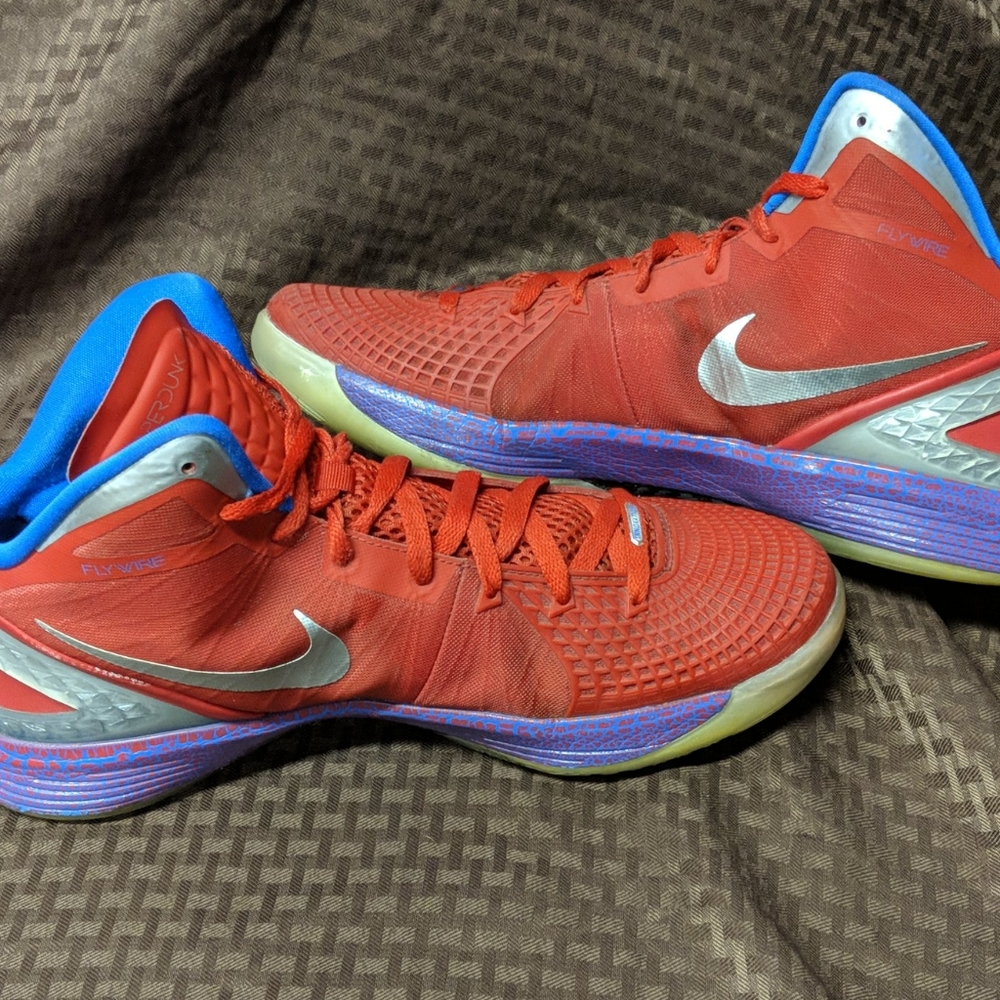 Nike Hyperdunk - image 8